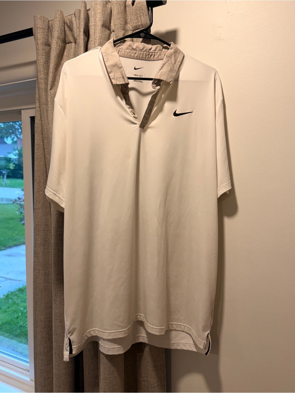 Nike Men’s White Polo with Tan Contrast Collar